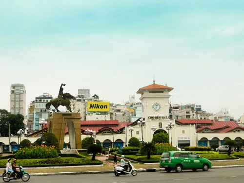 5[-]ngôi[-]chợ[-]lâu[-]đời[-]và[-]nổi[-]tiếng[-]nhất[-]Sài[-]Gòn